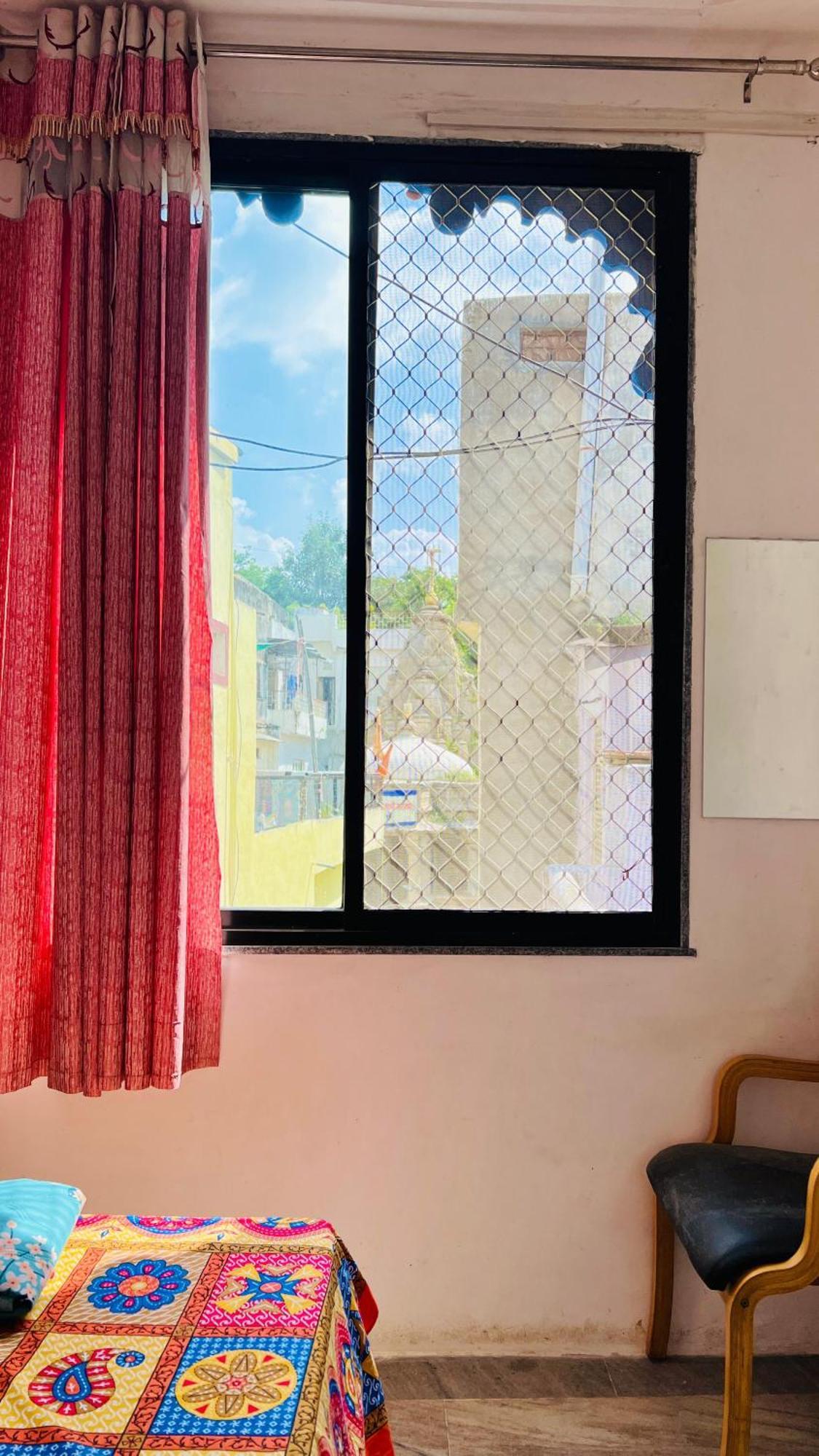 Padmlaxmi Guest House อุเดเปอร์ ภายนอก รูปภาพ